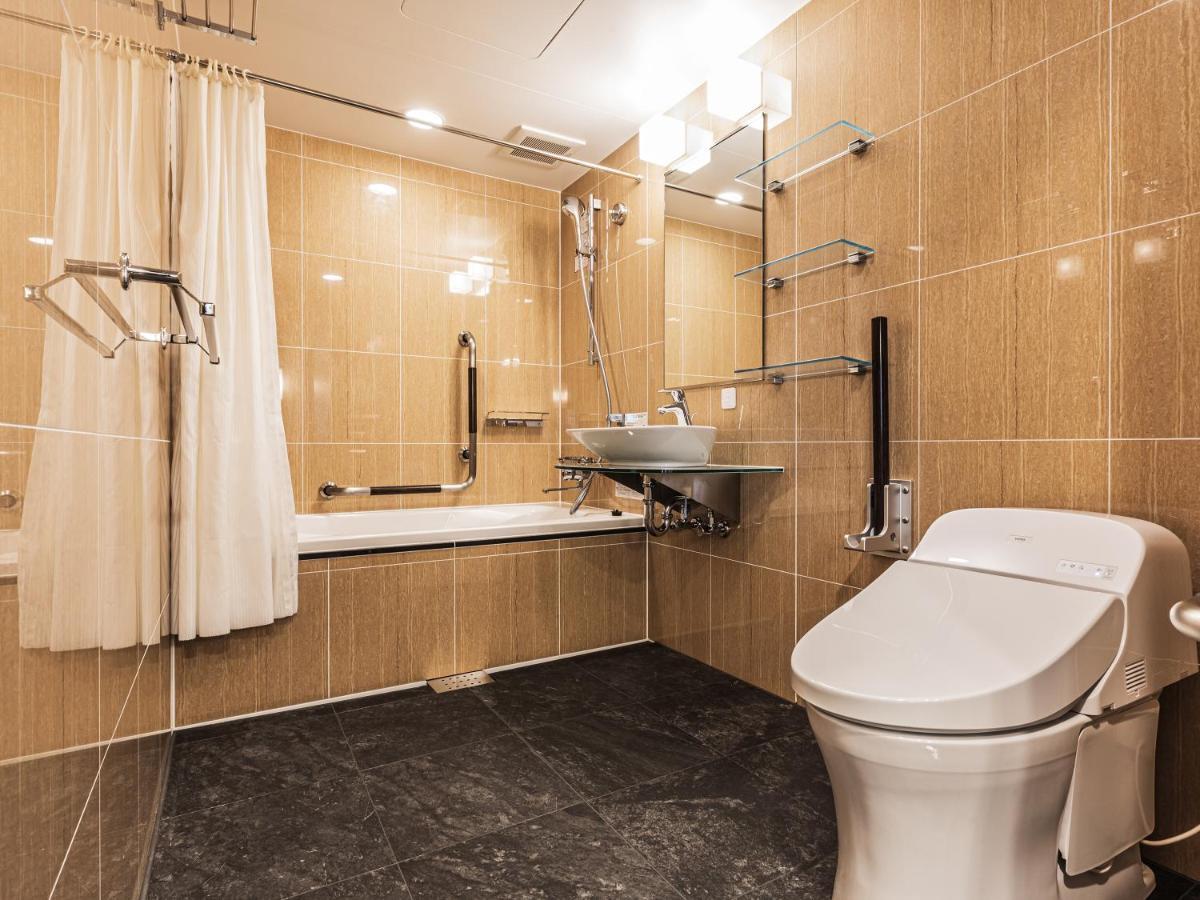 Apa Hotel Shin Osaka Esaka Ekimae Suita Eksteriør billede